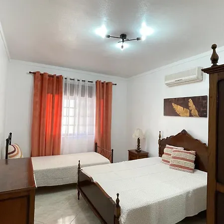 Vivenda Mealha Villa *